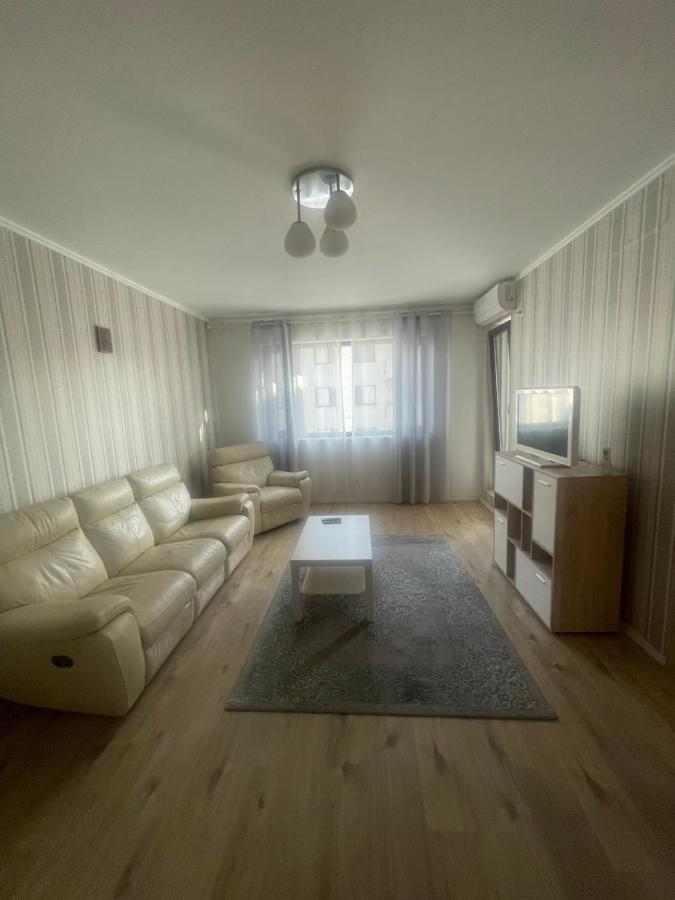 Greenfield Baneasa Apartment In Bucharest Exterior photo